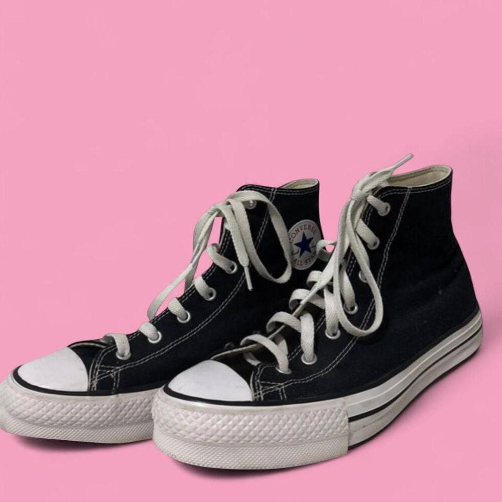 Converse Women's Black and Navy Trainers
